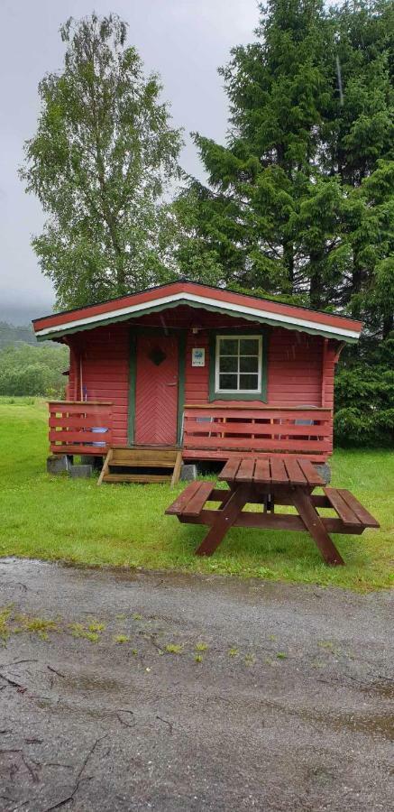 Romsdalseggen Camping Isfjorden Dış mekan fotoğraf
